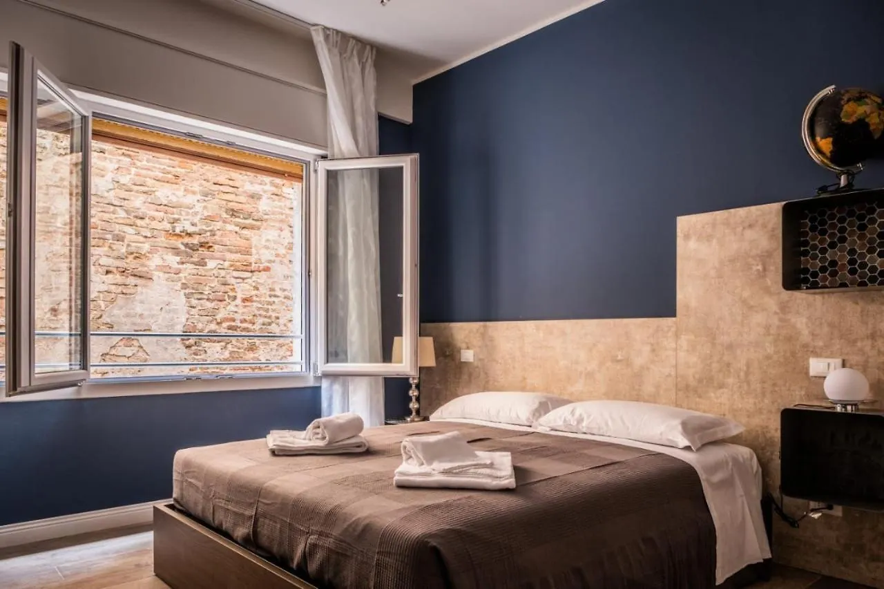 Bed & Breakfast Bed and Breakfast Trevisi27 Treviso Italia